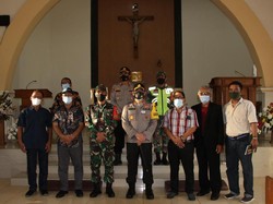 Polisi Nganjuk Blusukan ke Gereja Selama Paskah