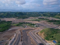 MotoGP Mandalika Batal Digelar Tahun Ini, Sandiaga: Kesempatan Kita Promosi!
