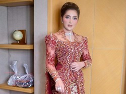 10 Foto Adu Gaya Mewah Ashanty Vs Krisdayanti Saat Akad Hingga Resepsi Aurel