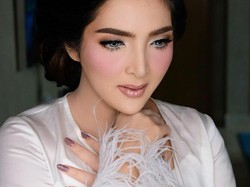 Intip Gaya Ashanty Hadiri Acara Nagita Slavina, Pakai Outfit Setengah Miliar