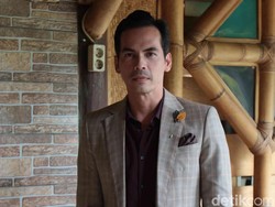 Atalarik Syah Punya Alasan Tegas Tolak PS5 dari Tsania Marwa untuk Anak