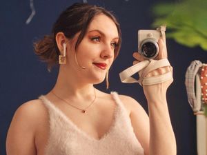 10 Potret Wanita yang Hanya Memiliki Satu Payudara karena Kondisi Langka