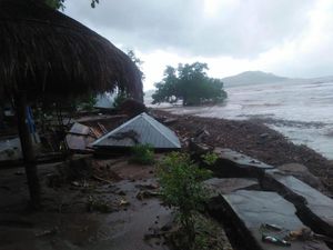 Pemerintah Siapkan Santunan Rp 15 Juta bagi Keluarga Korban Bencana NTT