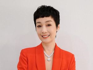 Aktris Hong Kong Ini Ketagihan Bercinta di Kamar Mandi dan Perpustakaan Aktris Hong Kong Ini Ketagihan Bercinta di Kamar Mandi dan Perpustakaan