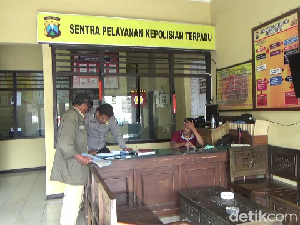 Polisi Mediasi Kasus Guru-Kasek Sulut Tangan 10 Siswa MI dengan Korek Api Polisi Mediasi Kasus Guru-Kasek Sulut Tangan 10 Siswa MI dengan Korek Api