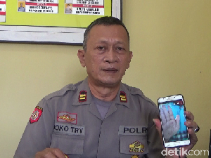 Uang Tabungan Hilang Berujung Guru Sulut Tangan 10 Siswa dengan Korek Api Uang Tabungan Hilang Berujung Guru Sulut Tangan 10 Siswa dengan Korek Api