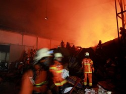 Doa dan Harapan Pemadam Kebakaran untuk Warga Surabaya saat Ramadan