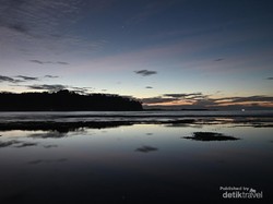 Pantai Legon Pari Banten yang Mempesona