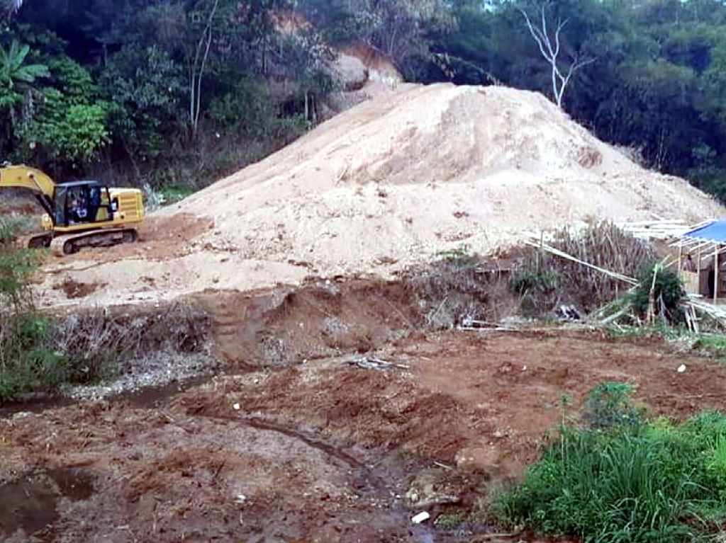 Akitivitas Tambang di Kota Hirosima Kedua Sukabumi Diminta Disetop Sementara Akitivitas Tambang di Kota Hirosima Kedua Sukabumi Diminta Disetop Sementara