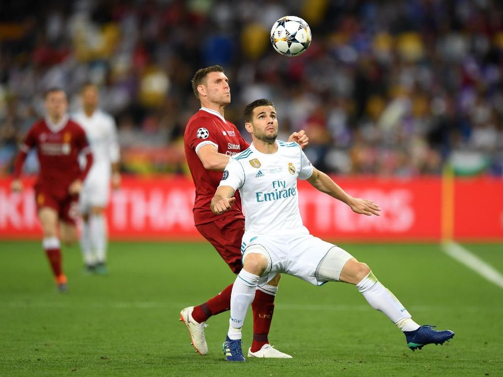 Salah Nilai Liverpool dan Madrid Sama Kuat, Nacho Sepakat Salah Nilai Liverpool dan Madrid Sama Kuat, Nacho Sepakat