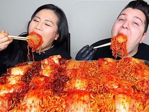 Tips Panjang Umur Nenek 109 Tahun dan Artis Mukbang Raup 30 M Sebulan Tips Panjang Umur Nenek 109 Tahun dan Artis Mukbang Raup 30 M Sebulan