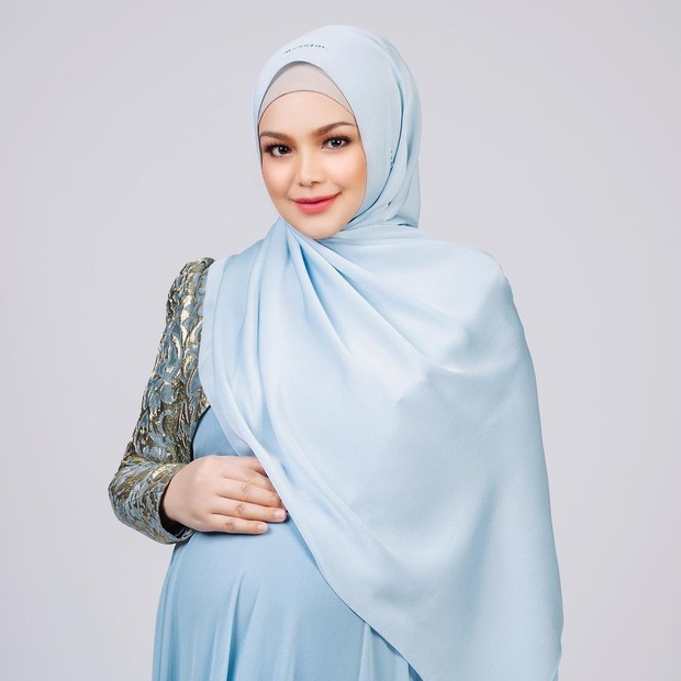 Foto maternity ala Siti Nurhalizah.