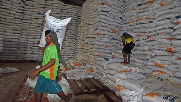 Jelang Ramadhan, Stok Beras Bulog Dipastikan Aman