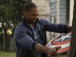 Anthony Mackie Tak Mau Perankan Captain America Lama-Lama