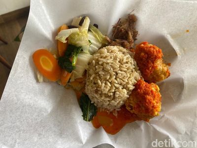 Mantul! Enaknya Ayam Geprek dan Dendeng Batokok Vegan yang Sehat