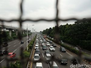 Sejumlah Titik Tol Jagorawi dan Tangerang Arah Jakarta Macet Pagi Ini