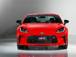 Toyota GR 86, Si Kembaran Subaru BRZ Resmi Tampil ke Publik