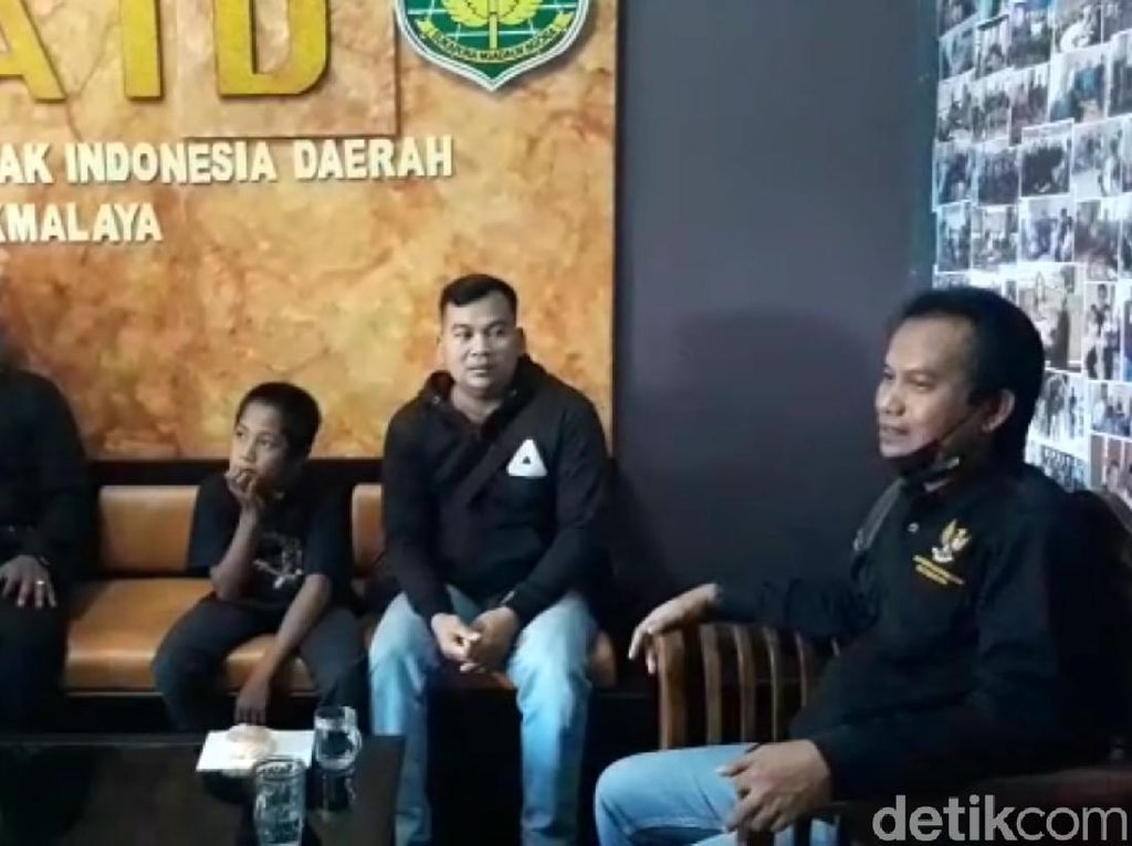 Setahun Hilang, Bocah Asal Tasikmalaya Ditemukan di Tegal Setahun Hilang, Bocah Asal Tasikmalaya Ditemukan di Tegal