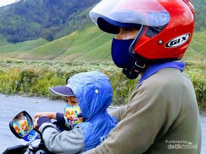 Keliling Bromo dengan Motor, Mau Coba?