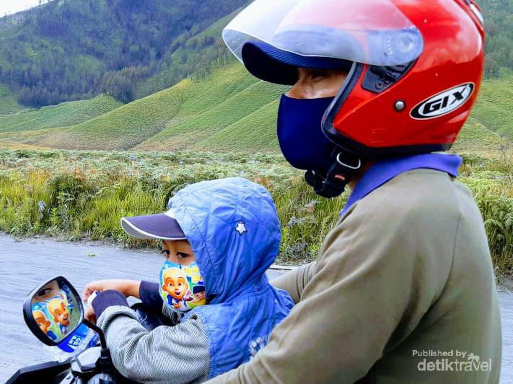 Keliling Bromo dengan Motor, Mau Coba? Keliling Bromo dengan Motor, Mau Coba?