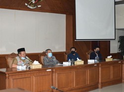 Sebelum Dipulangkan, Pengungsi Kebakaran Kilang Balongan Dites Corona