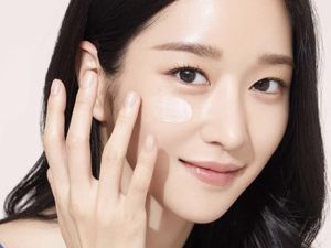 Seo Ye Ji Menawan di Ultah ke-31, Ini Rahasia Kecantikannya