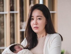 Aktris Uhm Ji Won Cerai Setelah 7 Tahun Nikah