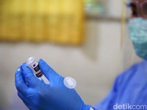 Dokter Sebut Gejala KIPI Relatif Sama dan Hilang 1-2 Hari Dokter Sebut Gejala KIPI Relatif Sama dan Hilang 1-2 Hari