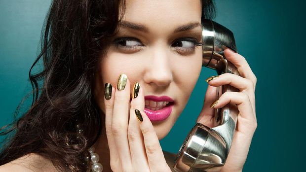 Ilustrasi wanita bergosip