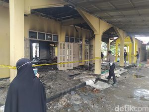 Kebakaran Masjid di Cianjur, Polisi: Diduga Akibat Korsleting