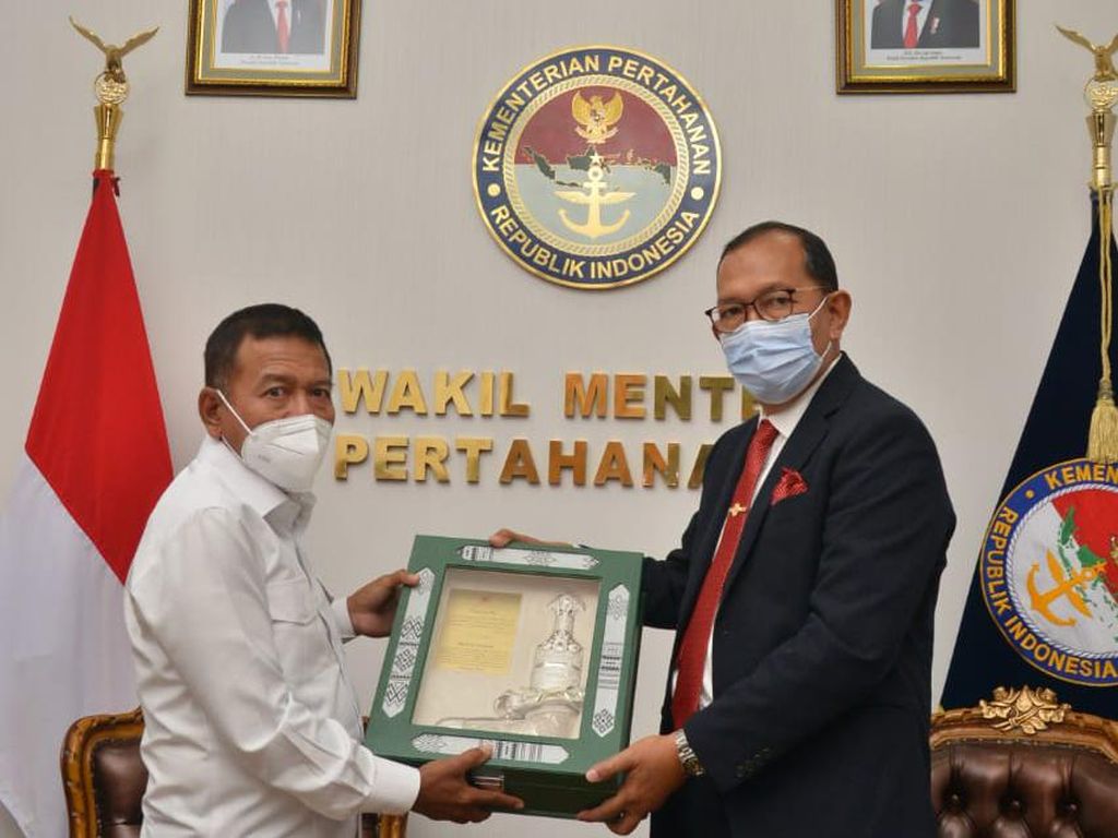 Kemenhan RI-Oman Akan Gelar Latihan Militer Bersama Kemenhan RI-Oman Akan Gelar Latihan Militer Bersama