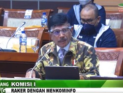 Menkominfo Blak-blakan Soal Nasib 5G di RI Kepada DPR