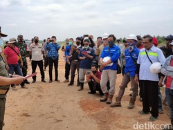 Tak Berizin, Pembangunan Pabrik di Majalengka Disegel Petugas