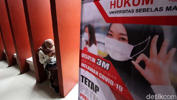 UNS Mulai Uji Coba Kuliah Langsung