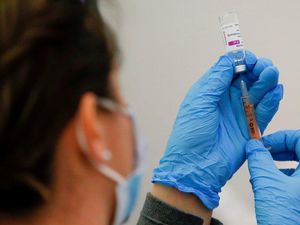 Festival Vaksinasi di Makassar Cetak Rekor!