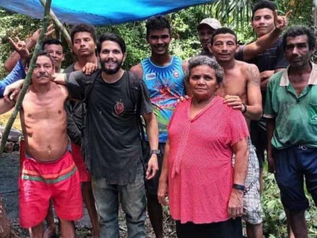 Pesawat Jatuh, Pilot Ini Bertahan Hidup 36 Hari di Amazon Pesawat Jatuh, Pilot Ini Bertahan Hidup 36 Hari di Amazon