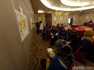 Eks Pekerja Migran di Cirebon Dibekali Kemampuan Bisnis Digital