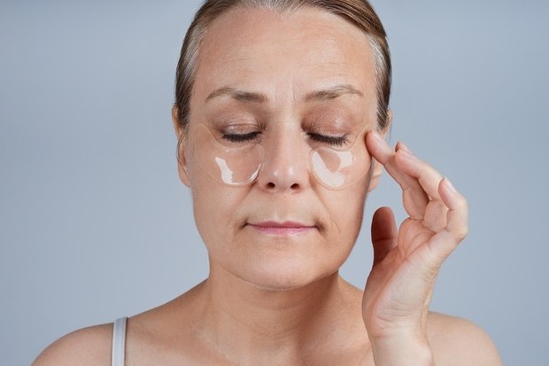 5 Kesalahan Menggunakan Skincare di Usia 40 Tahun