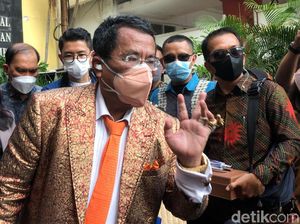 Hotman Paris Dituduh Langgar Kode Etik Bukan karena Pamer Harta Hotman Paris Dituduh Langgar Kode Etik Bukan karena Pamer Harta