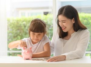 Ibu-ibu Disimak Nih, Cara Biar Si Kecil Bisa Belajar Menabung Ibu-ibu Disimak Nih, Cara Biar Si Kecil Bisa Belajar Menabung
