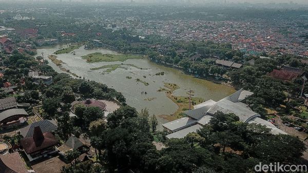 Foto TMII yang Berhasil Diambil Alih Presiden Jokowi