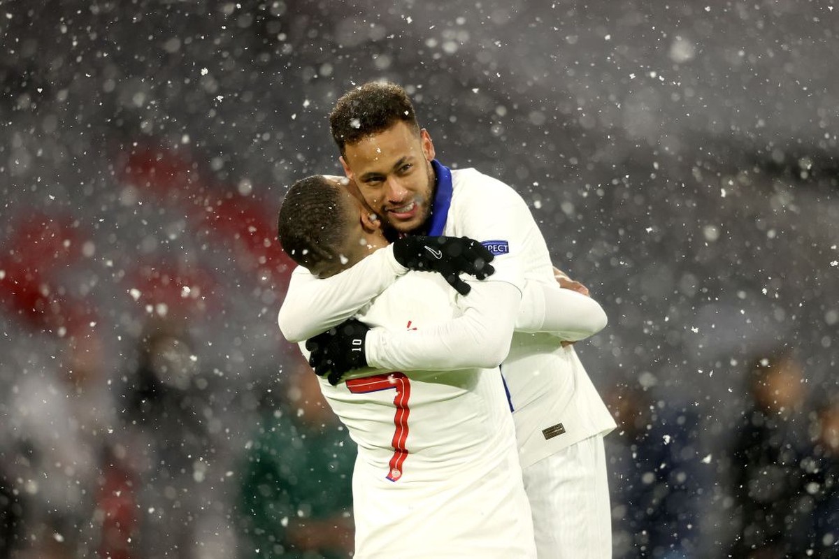 Mantulnya Neymar dan Mbappe di Liga Champions (Getty Images/Alexander Hassenstein)