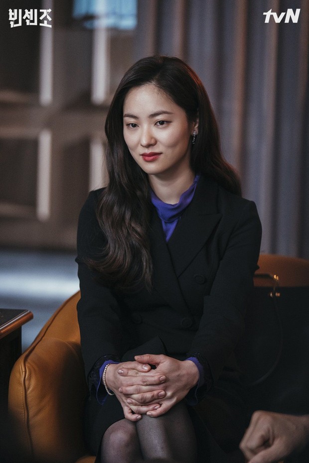 Outfit Hong Cha Young Foto:twitter/CJnDrama