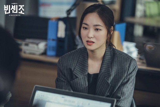 Outfit Hong Cha Young Foto:instagram/jeonyeobeen726