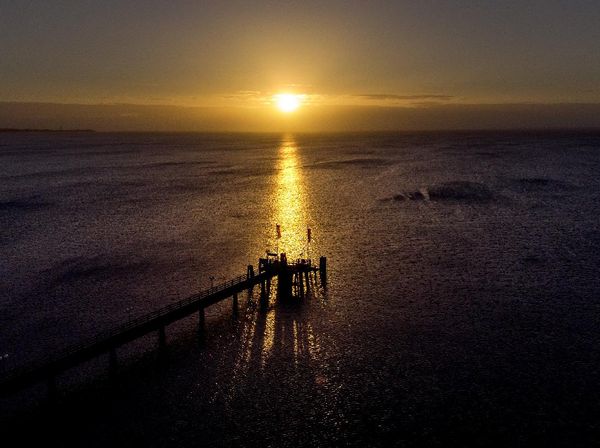 Pagi Temaram di Laut Baltik Jerman