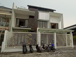 Setelah PDAM Giri Tirta, KPK Datangi Rumah Mantan Bupati Gresik