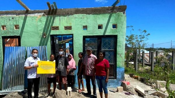 Bantuan untuk Rumah Terdampak Bencana NTT Bantuan untuk Rumah Terdampak Bencana NTT