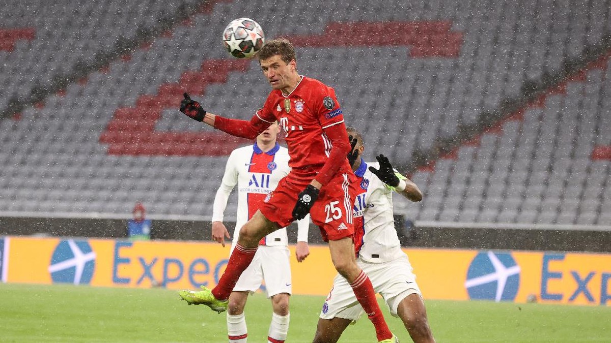 Bayern Munich tumbang di tangan Paris Saint-Germain 2-3. (Foto: Getty Images/Alexander Hassenstein)