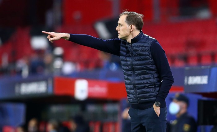 SEVILLE, SPAIN - APRIL 07: Thomas Tuchel, manager of Chelsea FC reacts during the UEFA Champions League Quarter Final match between FC Porto and Chelsea FC at Estadio Ramon Sanchez Pizjuan on April 07, 2021 in Seville, Spain. (Photo by Fran Santiago/Getty Images)