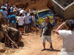 Seorang Penambang di Purworejo Tewas Tertimbun Tebing Longsor